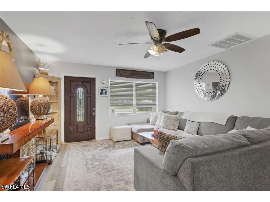 12207 De Moya Drive Fort Myers FL 33905 226016913 image4