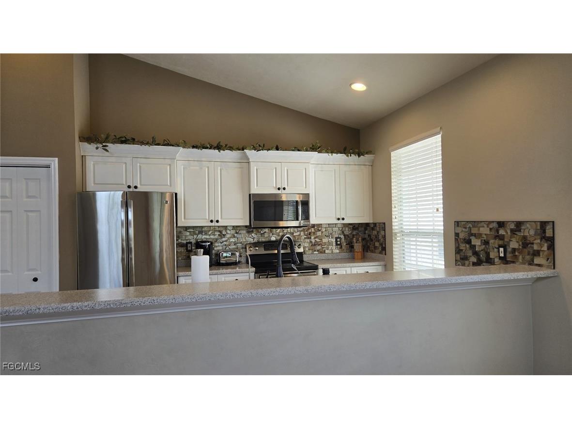 12208 Siesta Drive Fort Myers Beach FL 33931 2025008234 image10