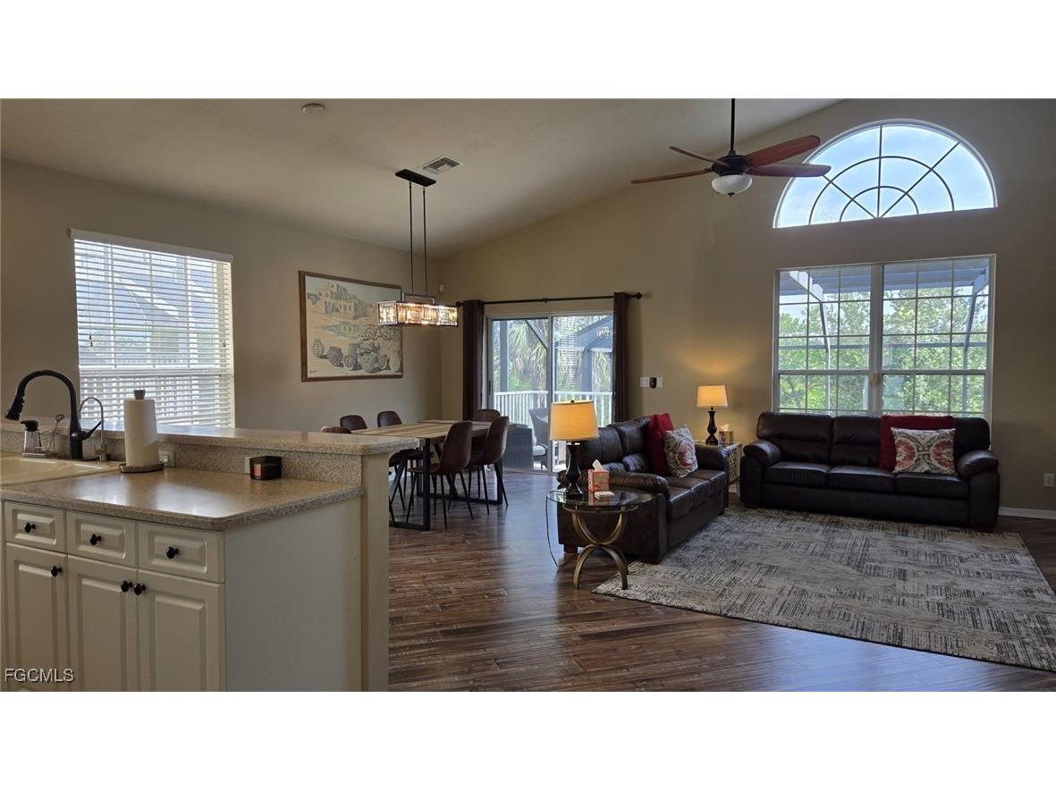 12208 Siesta Drive Fort Myers Beach FL 33931 2025008234 image6