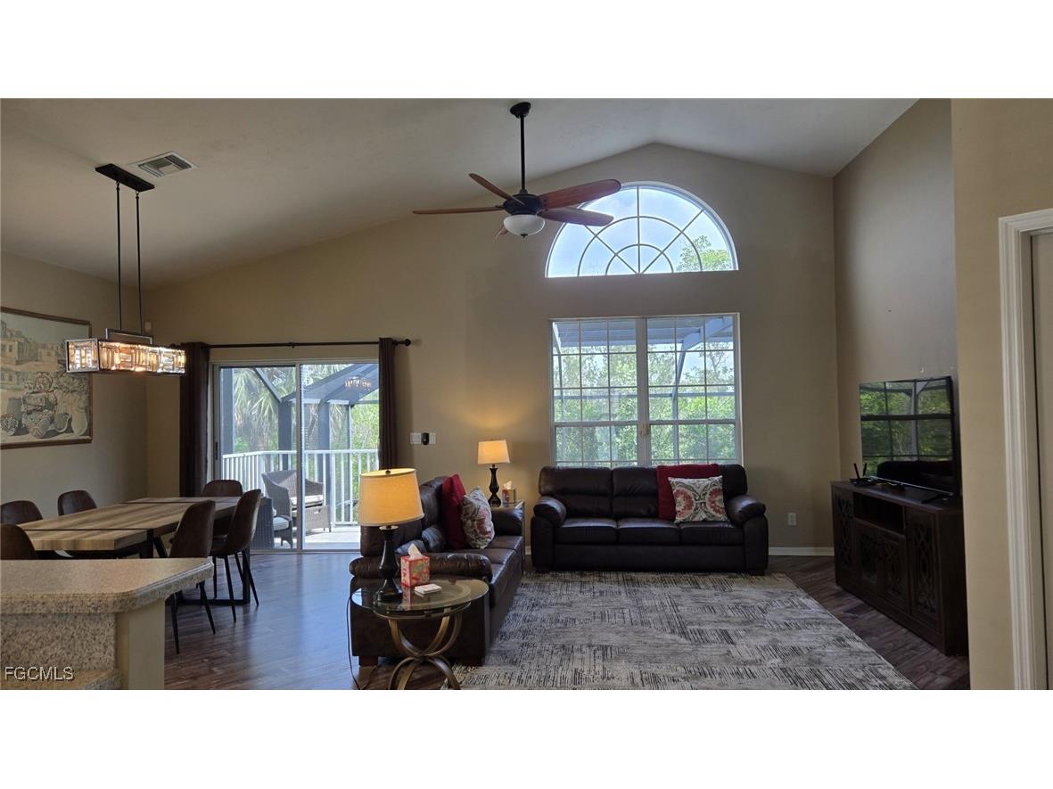 12208 Siesta Drive Fort Myers Beach FL 33931 2025008234 image8