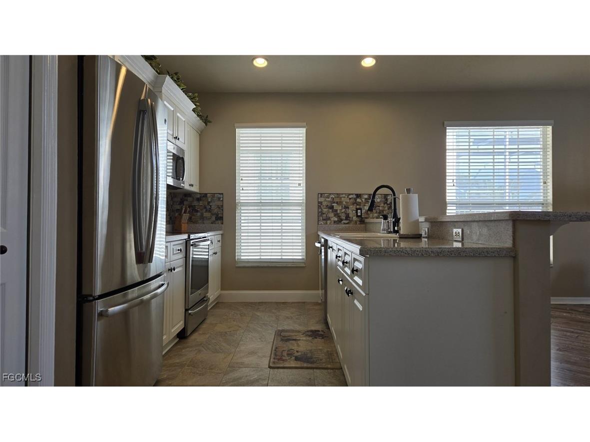 12208 Siesta Drive Fort Myers Beach FL 33931 2025008234 image9