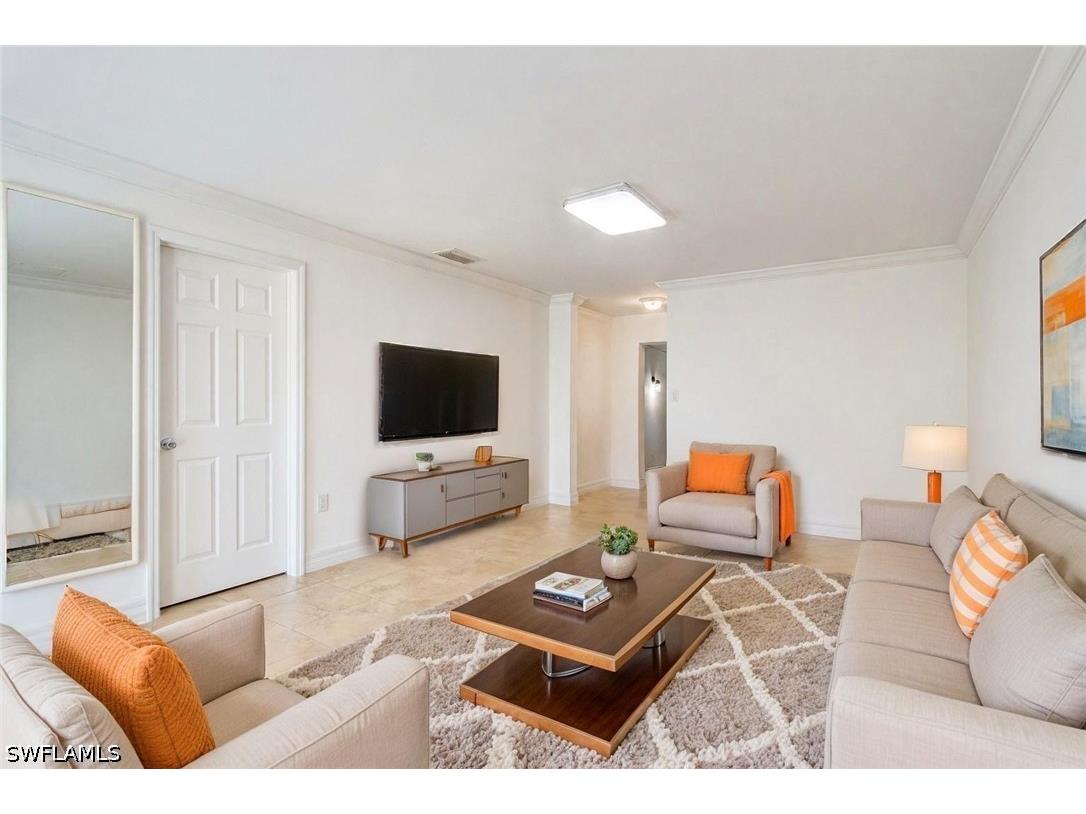 1221 19th Street SW Naples FL 34117 226017439 image1