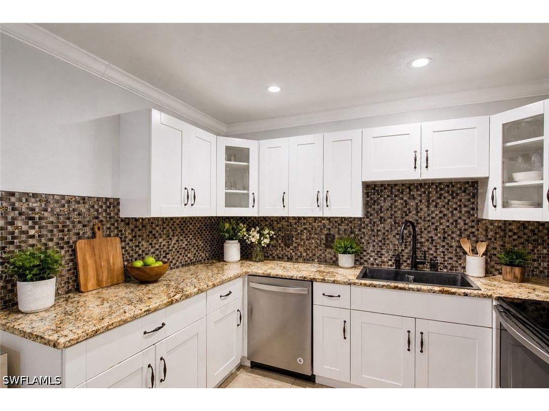 1221 19th Street SW Naples FL 34117 226017439 image4