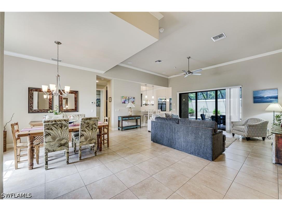 1221 Briarwood Court Naples FL 34104 226017906 image4