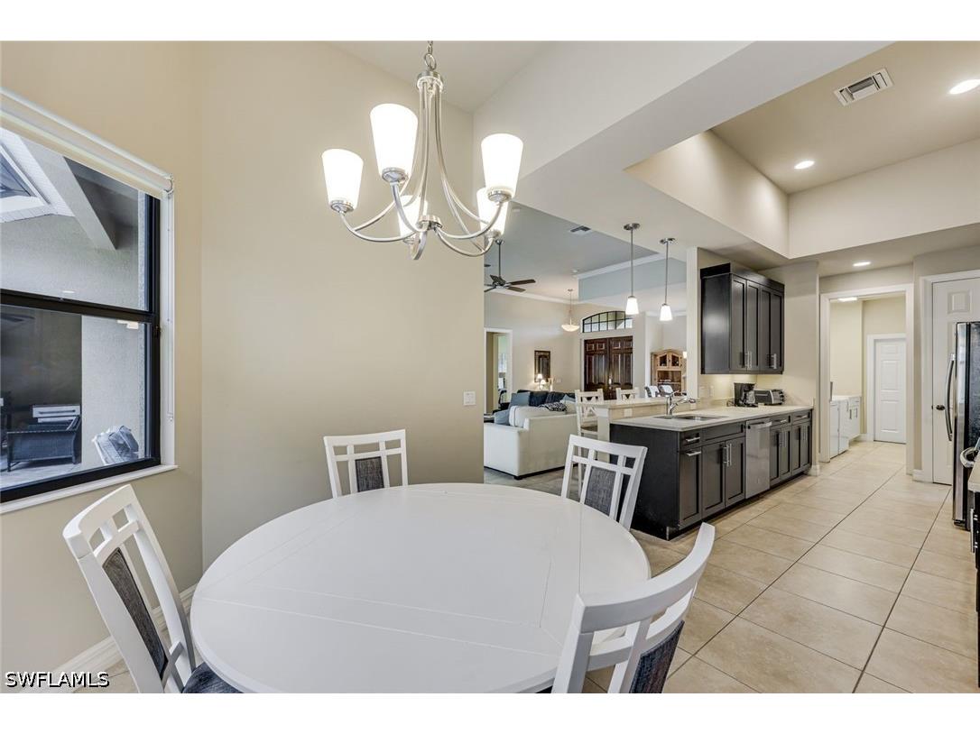 1221 Briarwood Court Naples FL 34104 226017906 image6