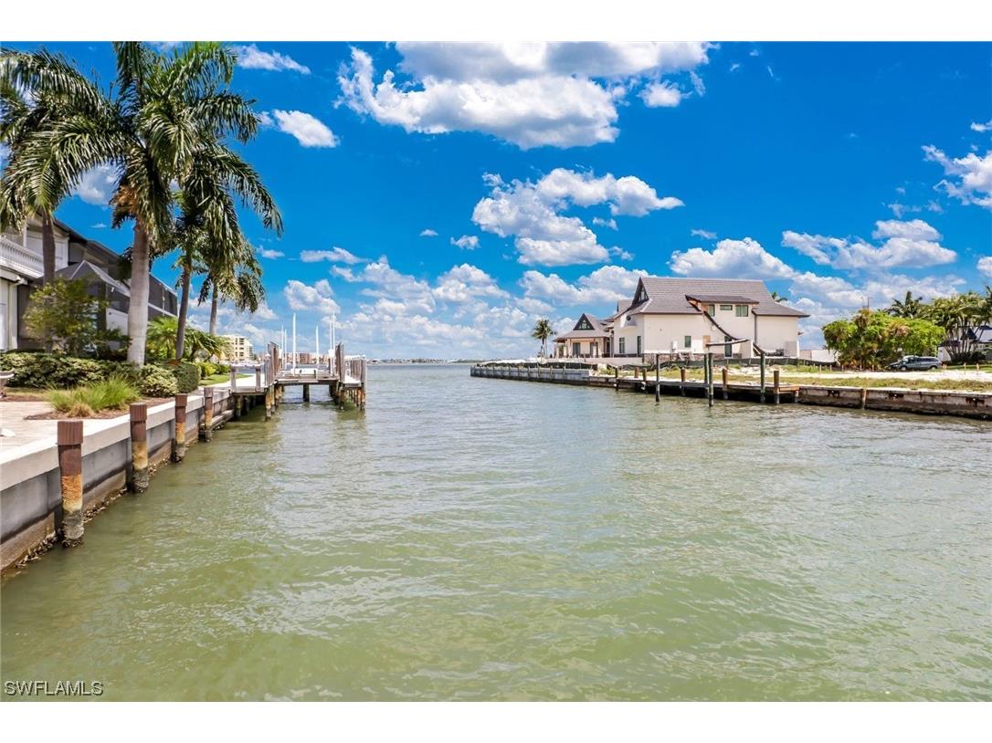 1221 Butterfly Court Marco Island FL 34145 223077203 image1