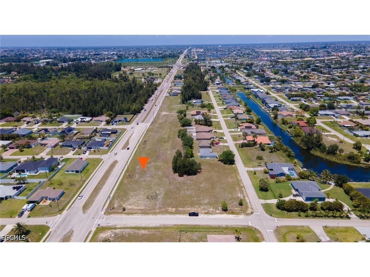 1221 Chiquita Boulevard S Cape Coral FL 33991 2026021234 image3