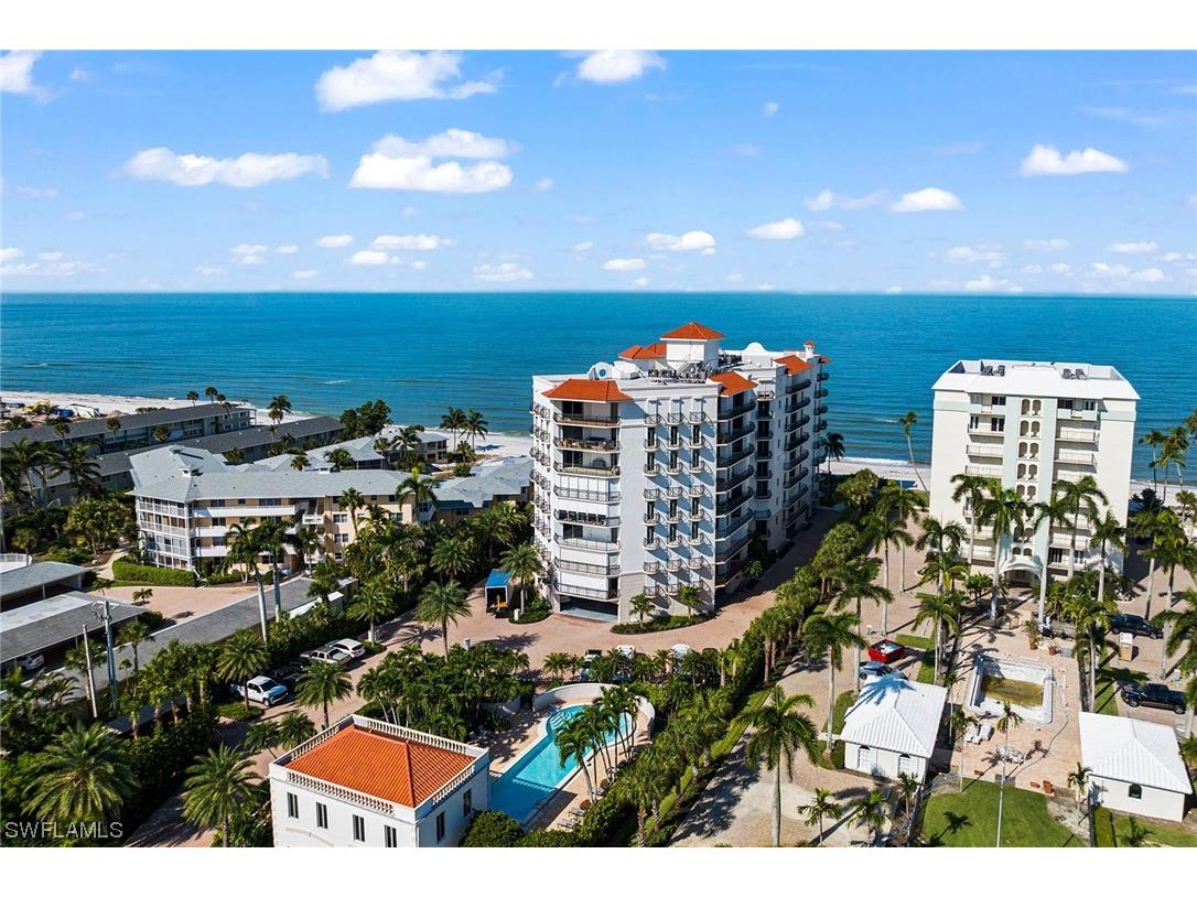 1221 Gulf Shore Boulevard N #903 Naples FL 34102 223064340 image1