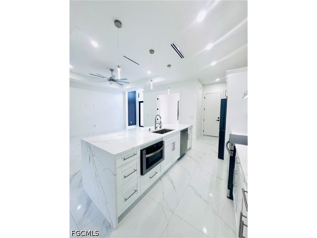 1221 Milwaukee Boulevard Lehigh Acres FL 33974 2026016374 image4