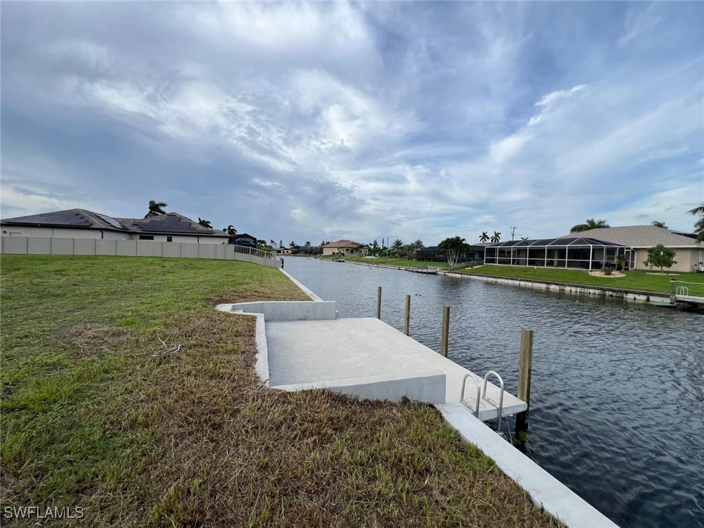 1221 SW 3rd Avenue Cape Coral FL 33991 224065438 image1