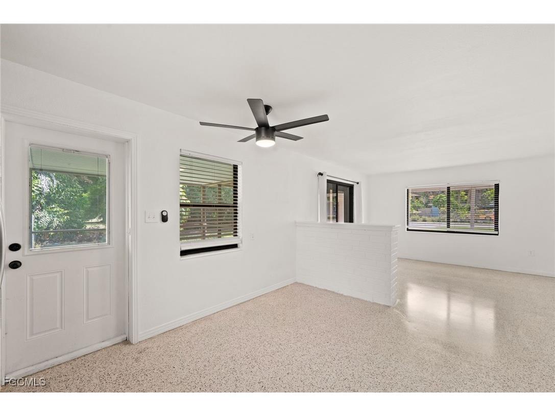 1221 Turner Street Fort Myers FL 33916 2025016207 image11