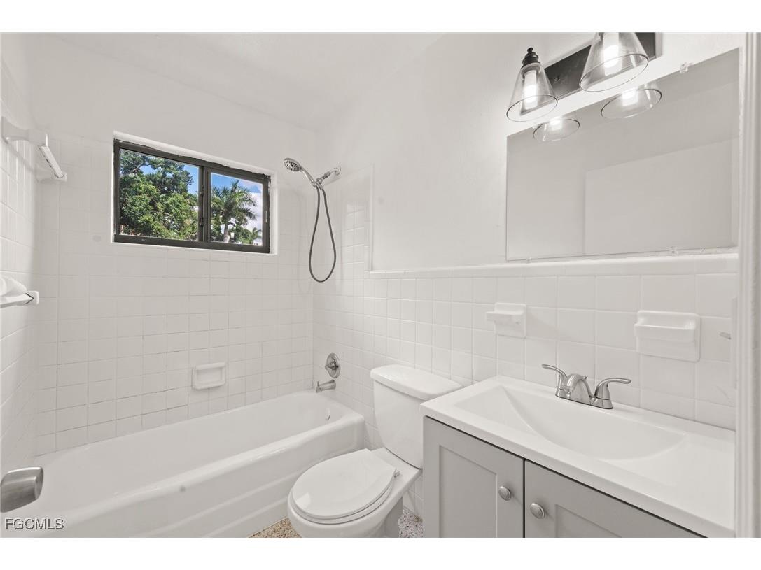 1221 Turner Street Fort Myers FL 33916 2025016207 image16