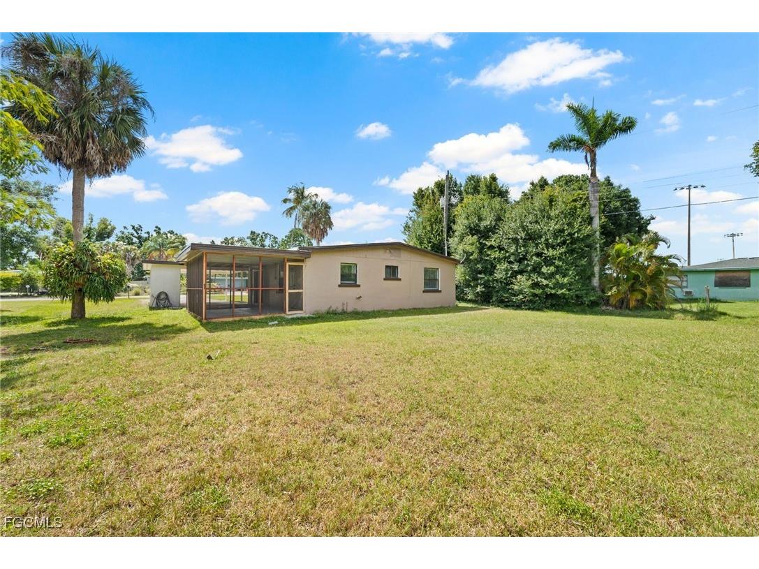 1221 Turner Street Fort Myers FL 33916 2025016207 image22