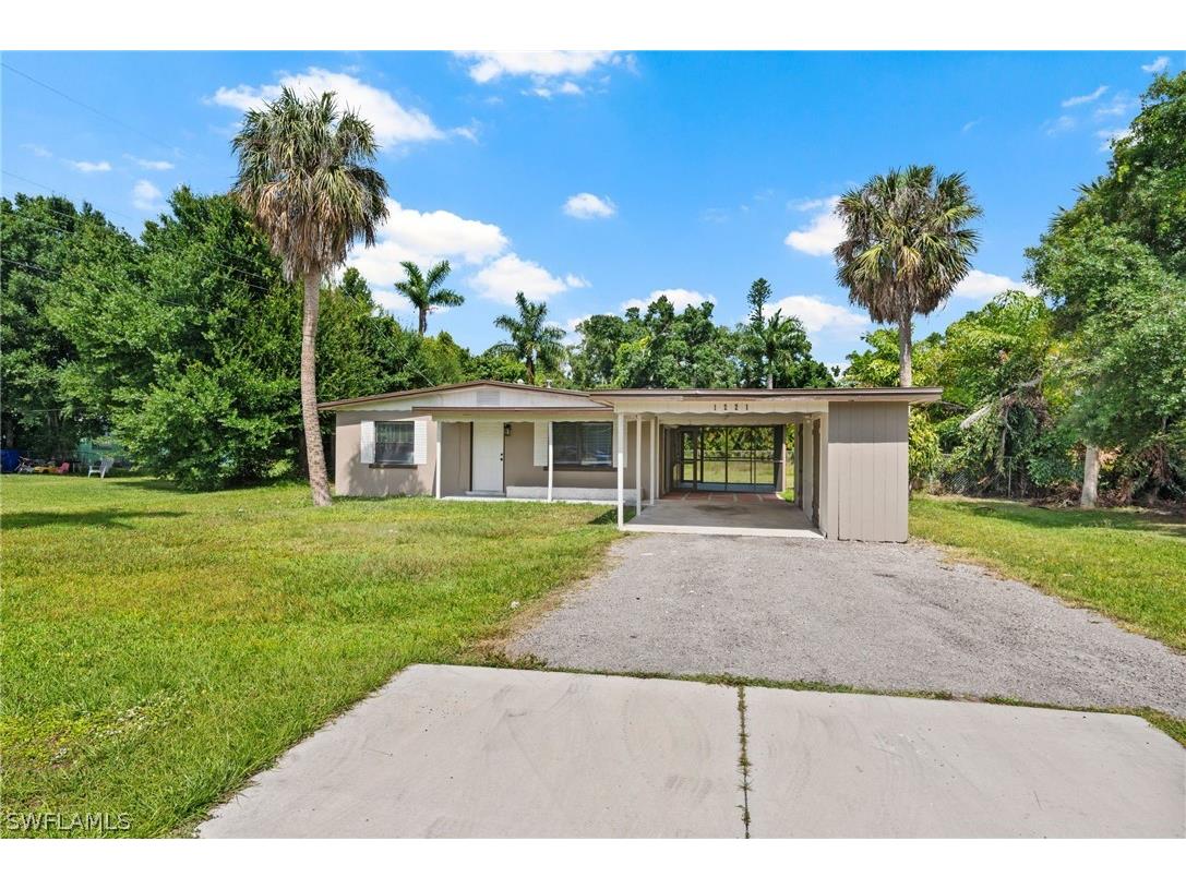 1221 Turner Street Fort Myers FL 33916 224059808 image1