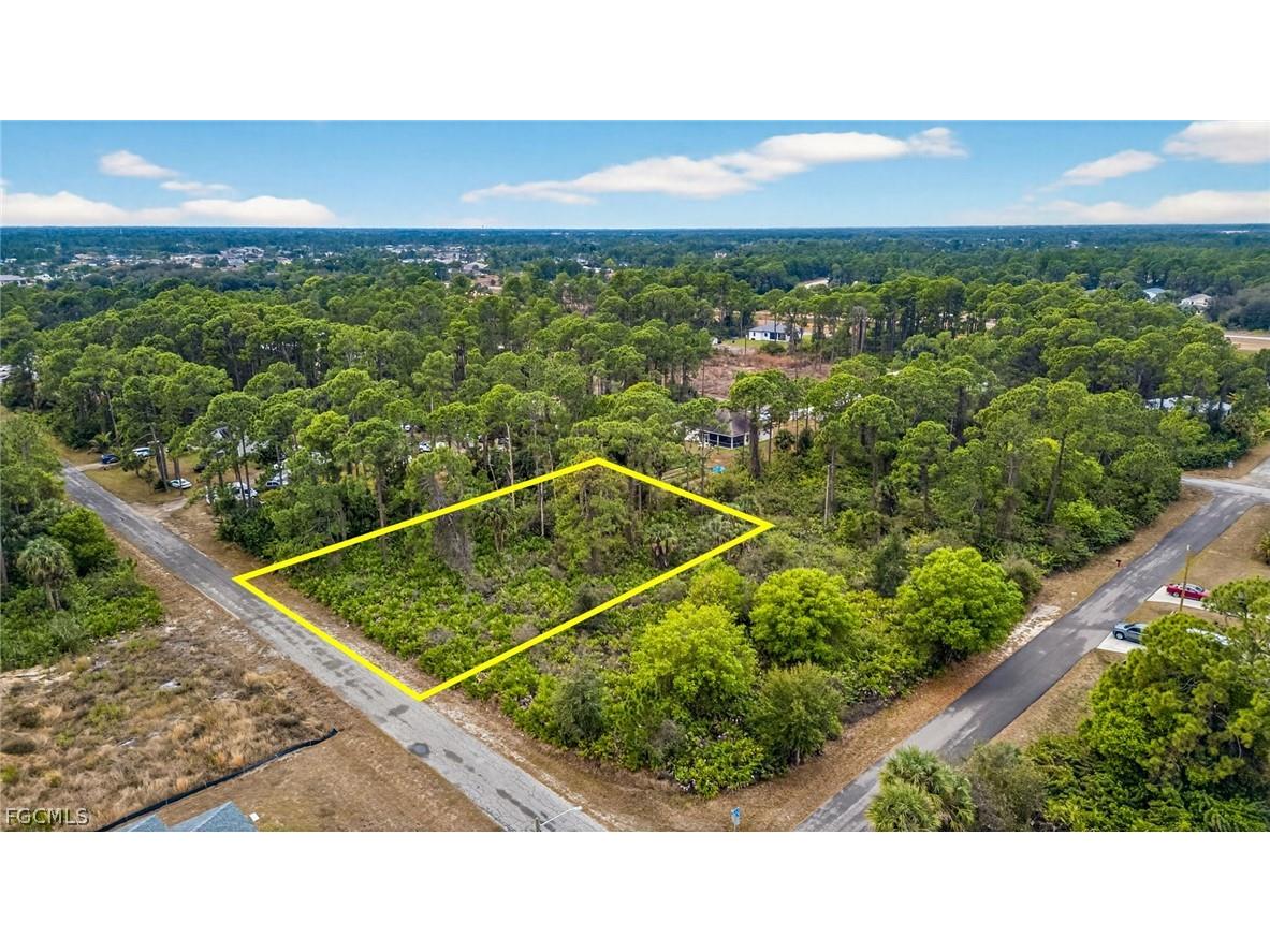 1221 Wagner Avenue Lehigh Acres FL 33972 2026005363 image1