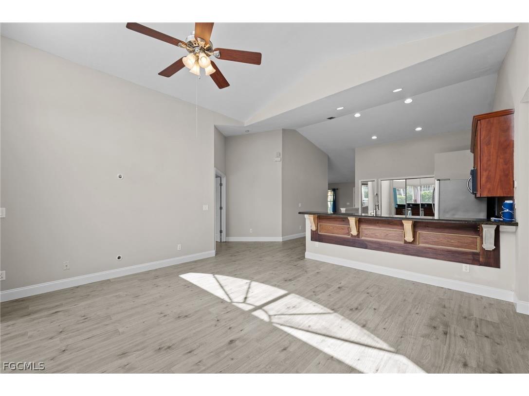 12211 Eagle Pointe Circle Fort Myers FL 33913 2025011466 image11