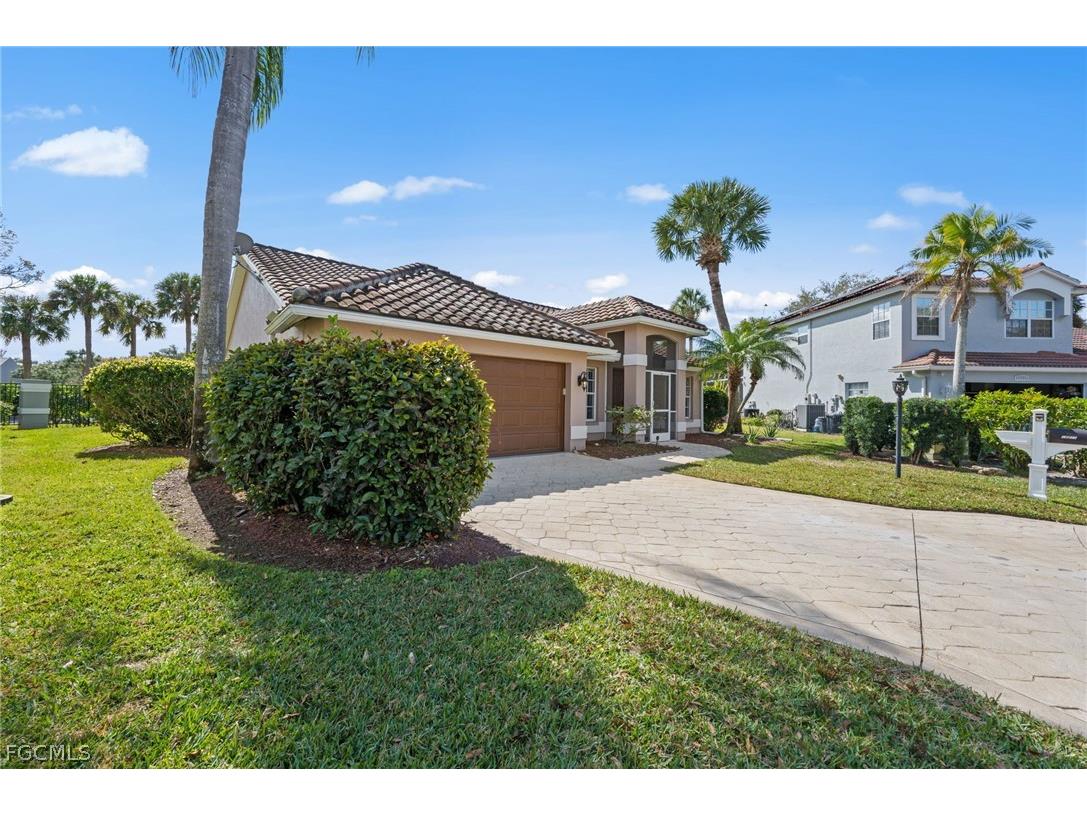 12211 Eagle Pointe Circle Fort Myers FL 33913 2025011466 image3