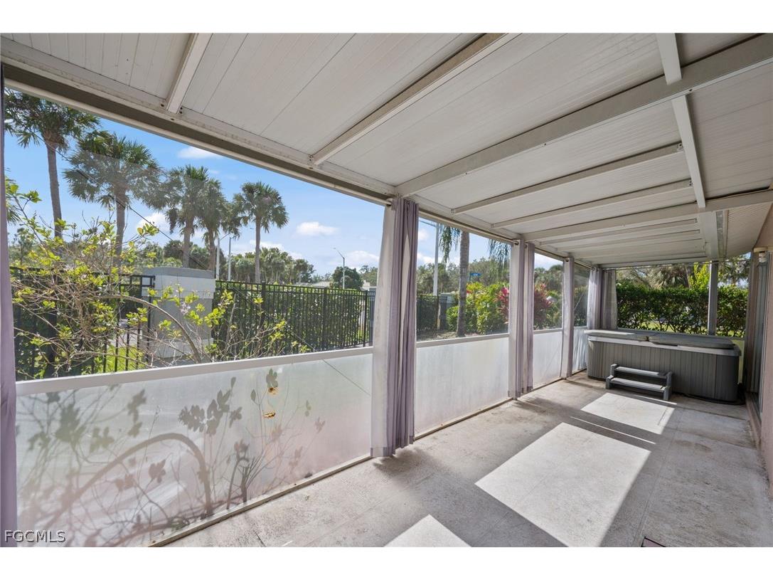 12211 Eagle Pointe Circle Fort Myers FL 33913 2025011466 image34