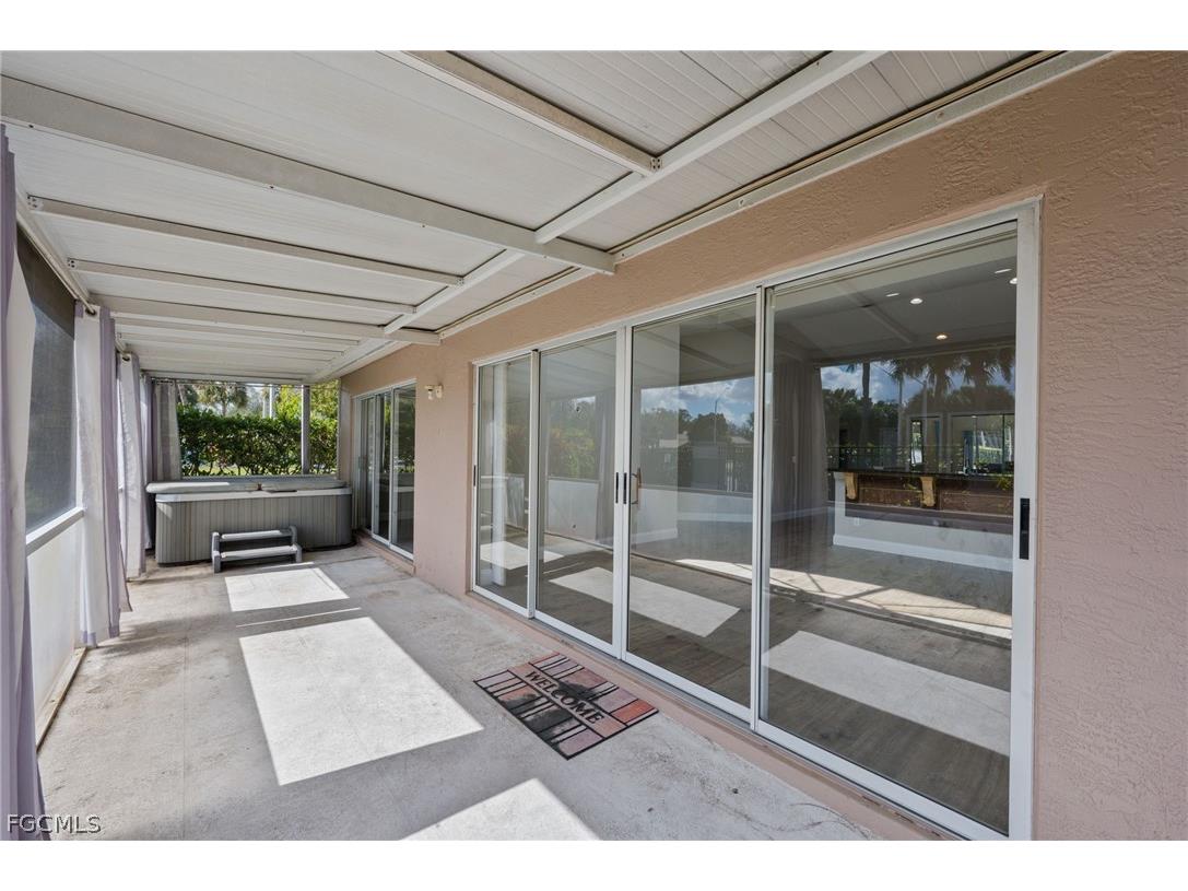 12211 Eagle Pointe Circle Fort Myers FL 33913 2025011466 image35