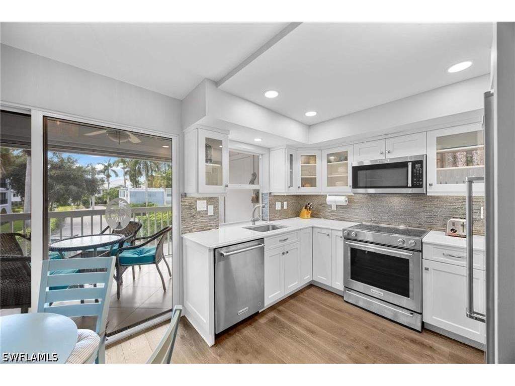 1222 Gordon Drive #15 Naples FL 34102 226015327 image10