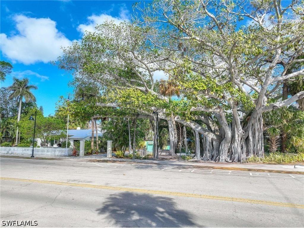 1222 Gordon Drive #15 Naples FL 34102 226015327 image26