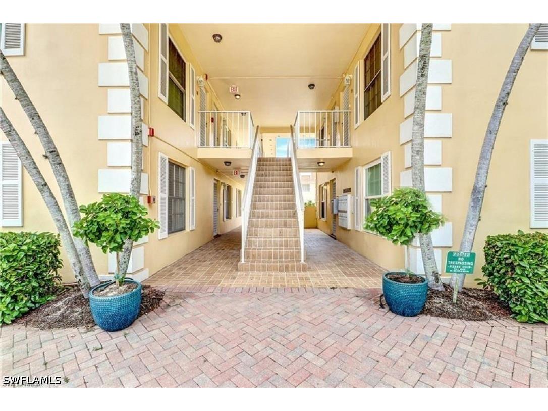 1222 Gordon Drive #18 Naples FL 34102 226022726 image6