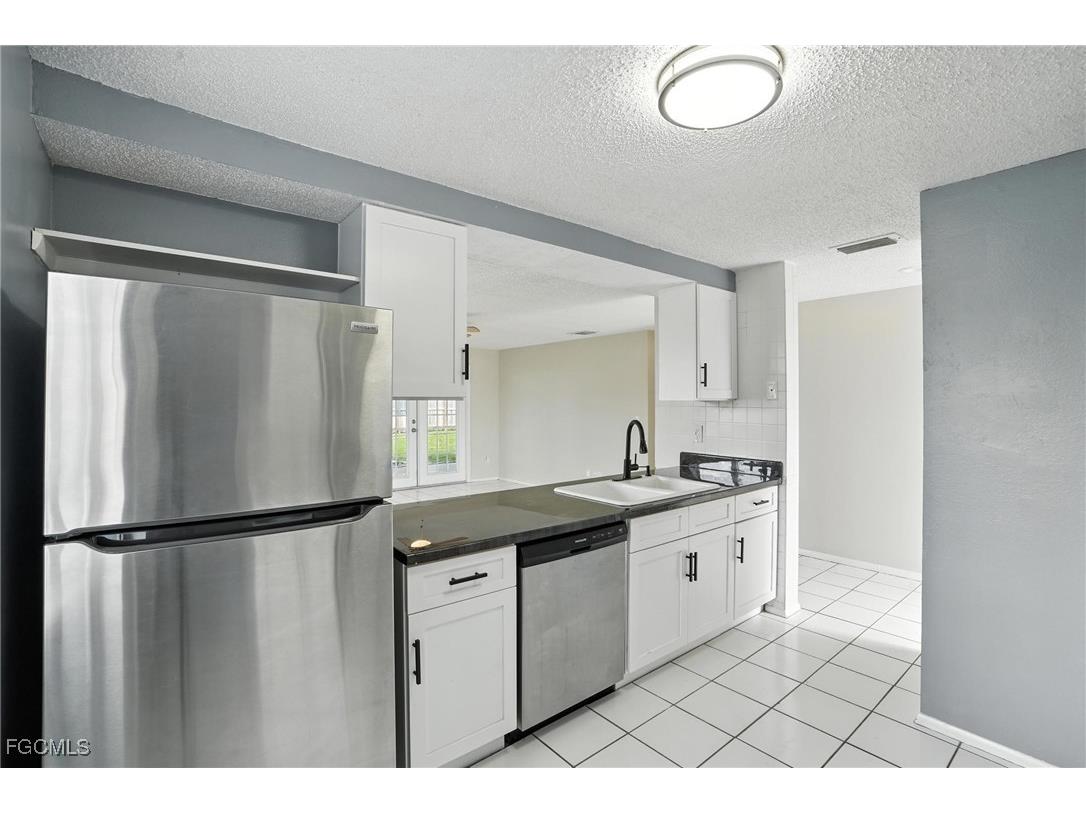 1222 NE 14th Place Cape Coral FL 33909 2025000068 image13