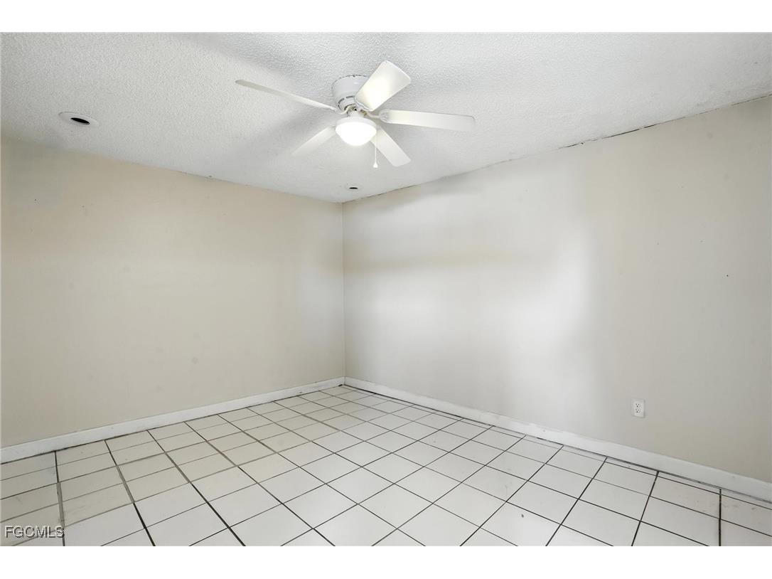 1222 NE 14th Place Cape Coral FL 33909 2025000068 image23