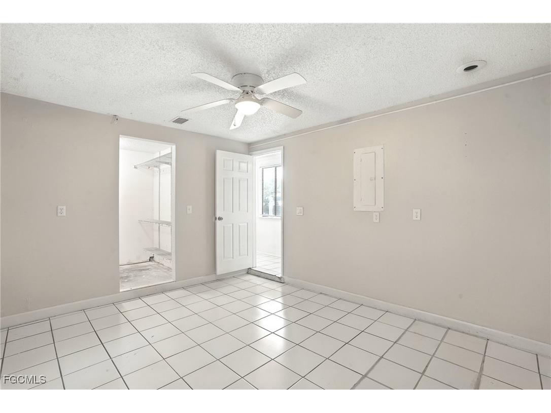 1222 NE 14th Place Cape Coral FL 33909 2025000068 image24