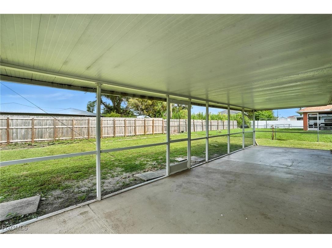 1222 NE 14th Place Cape Coral FL 33909 2025000068 image27