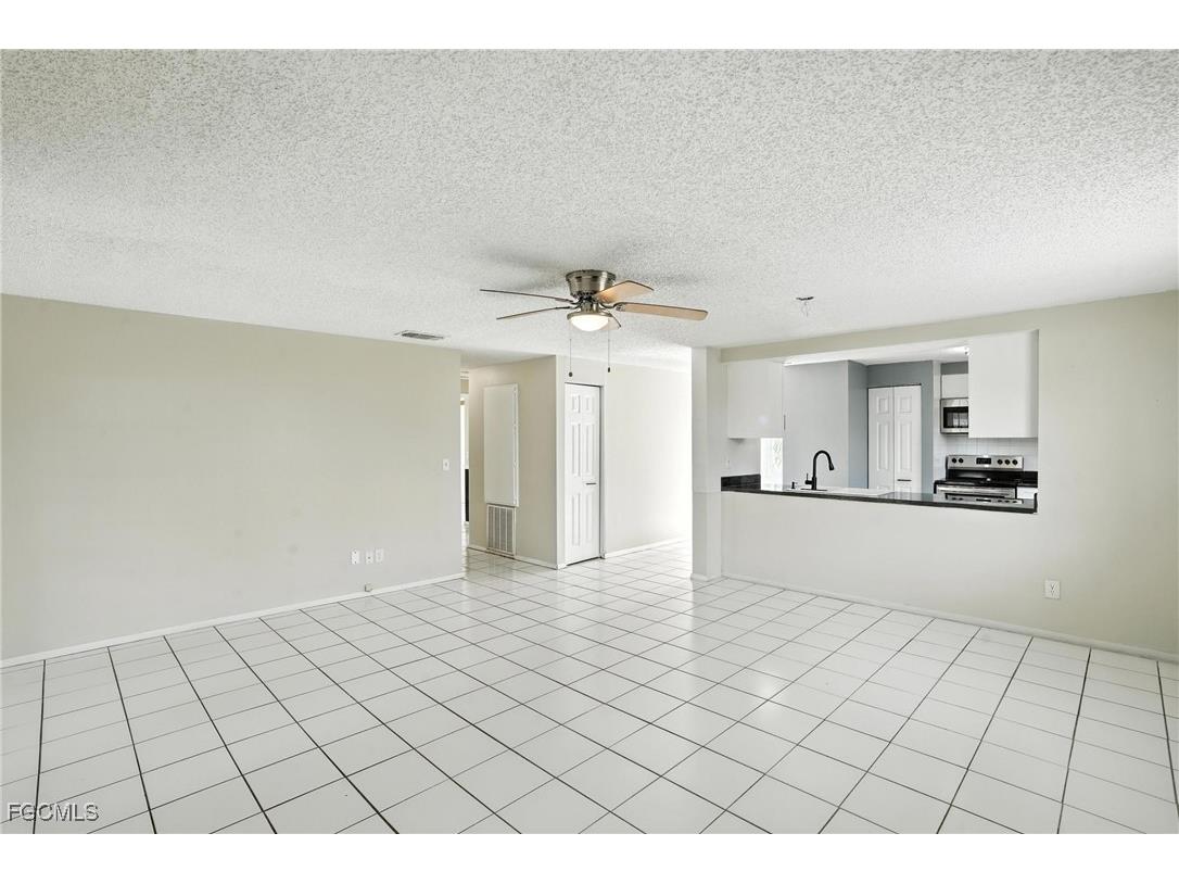1222 NE 14th Place Cape Coral FL 33909 2025000068 image6