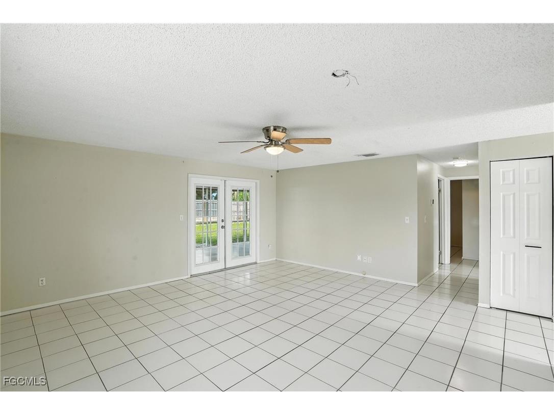 1222 NE 14th Place Cape Coral FL 33909 2025000068 image7