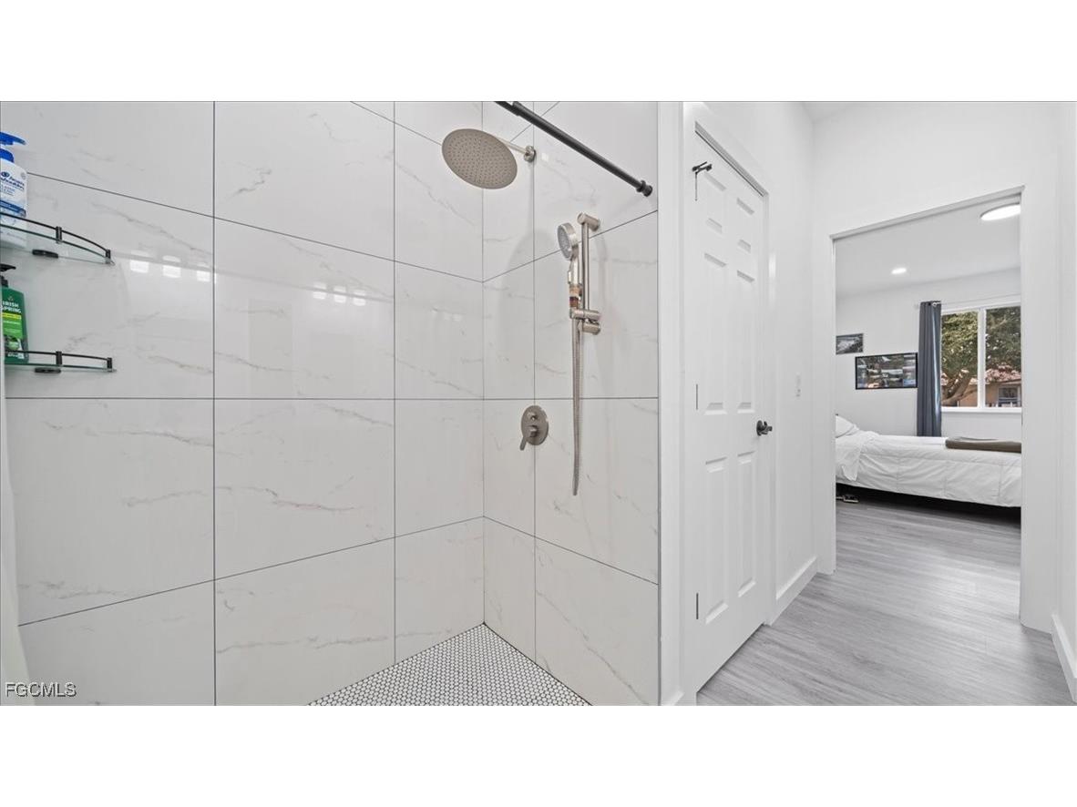 1222 Nelson Road N Cape Coral FL 33993 2025024171 image20