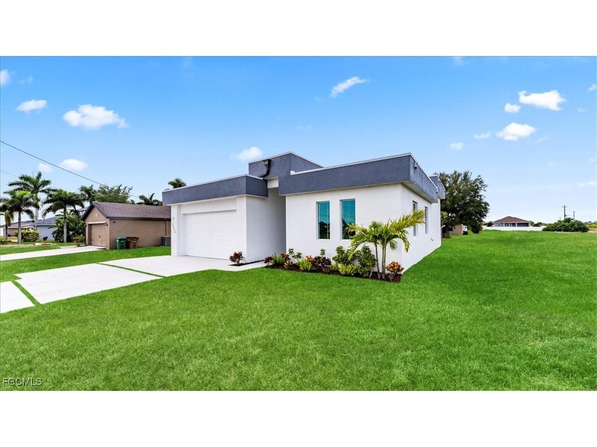 1222 Nelson Road N Cape Coral FL 33993 2025024171 image26