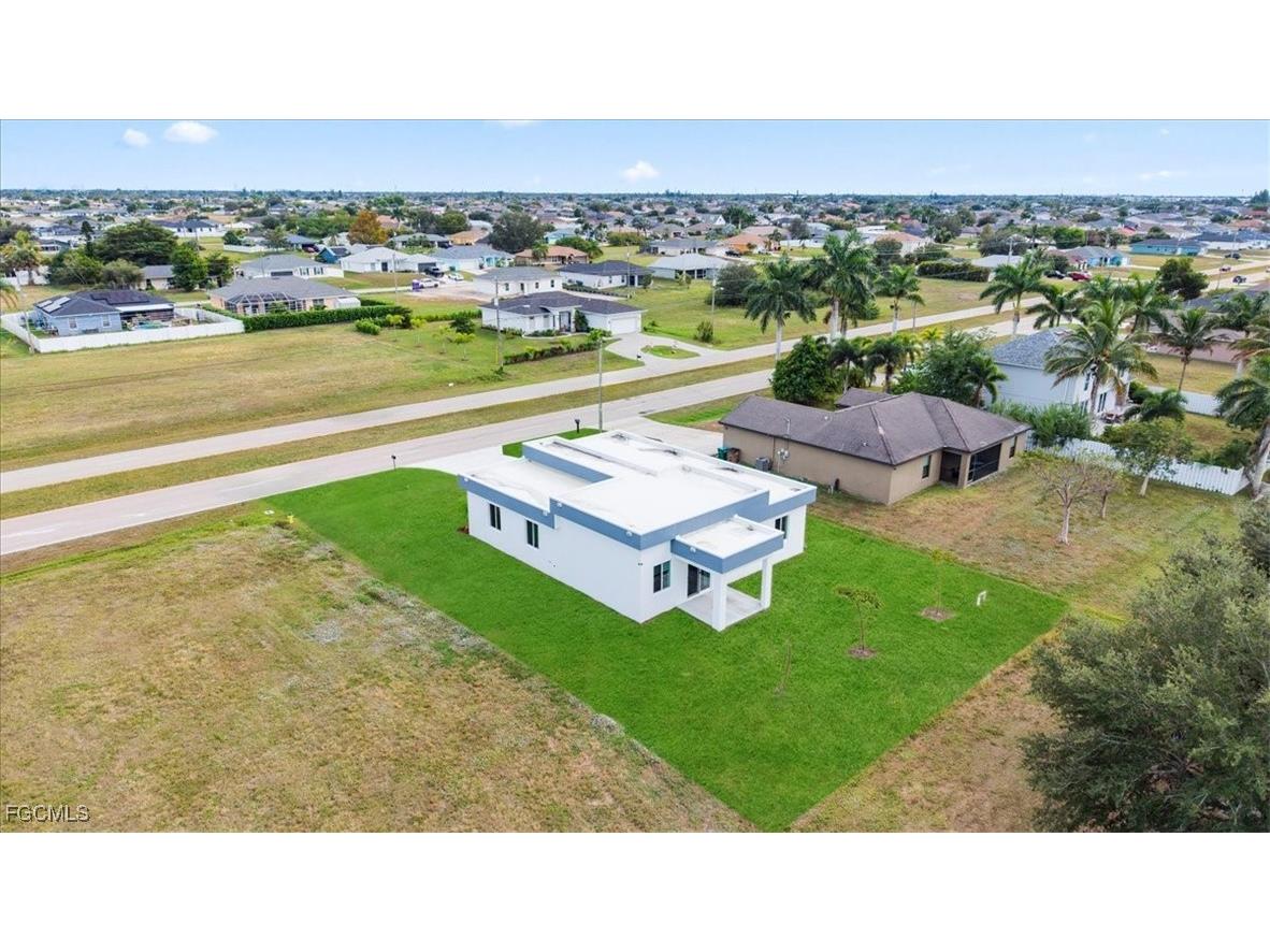 1222 Nelson Road N Cape Coral FL 33993 2025024171 image28
