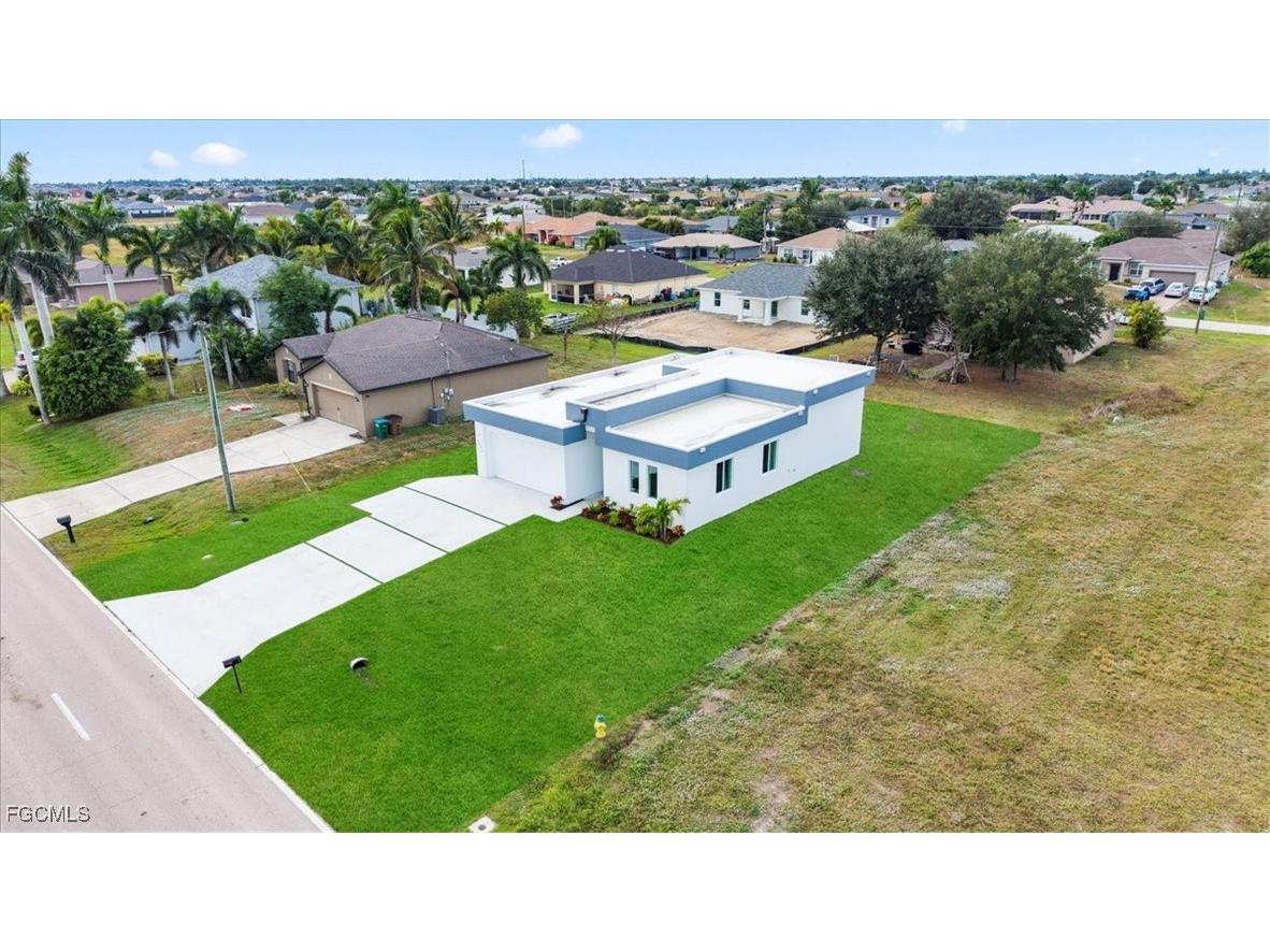 1222 Nelson Road N Cape Coral FL 33993 2025024171 image30