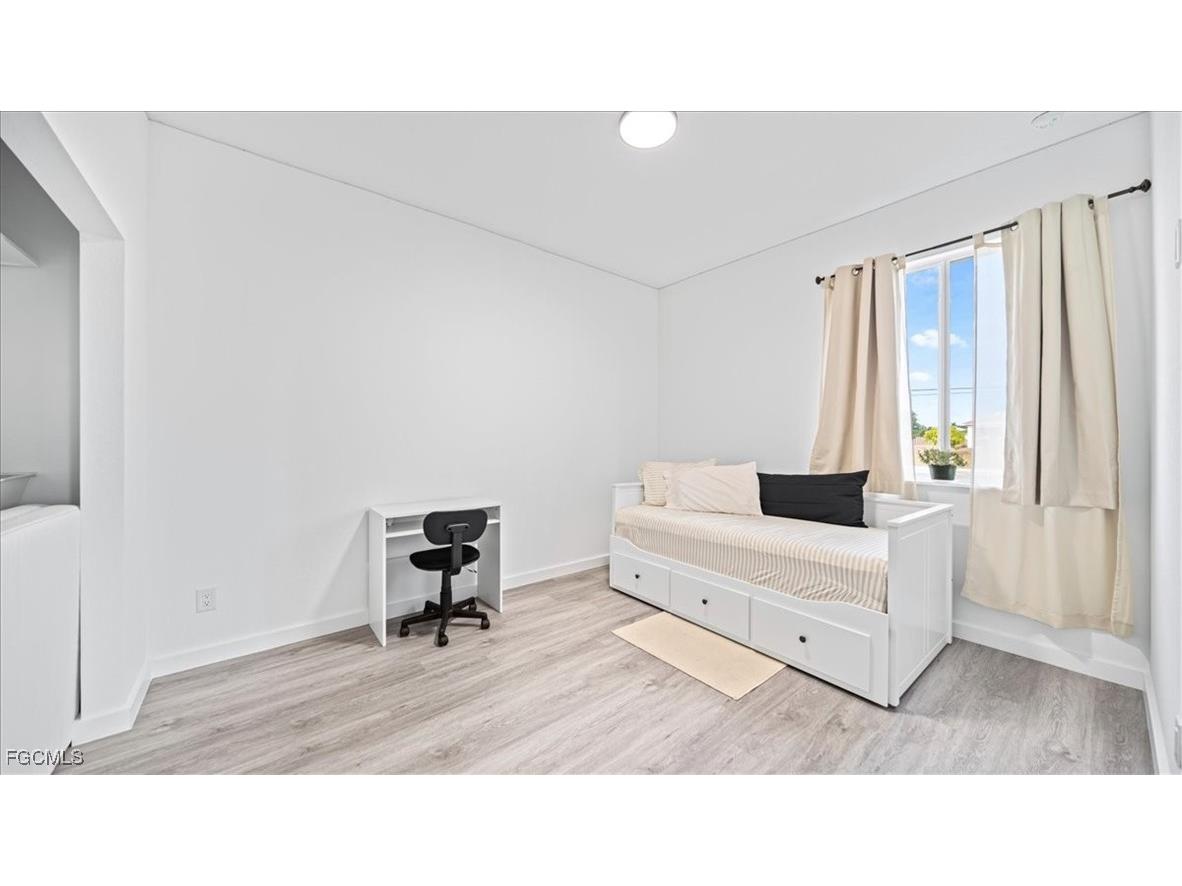 1222 Nelson Road N Cape Coral FL 33993 2025024171 image7