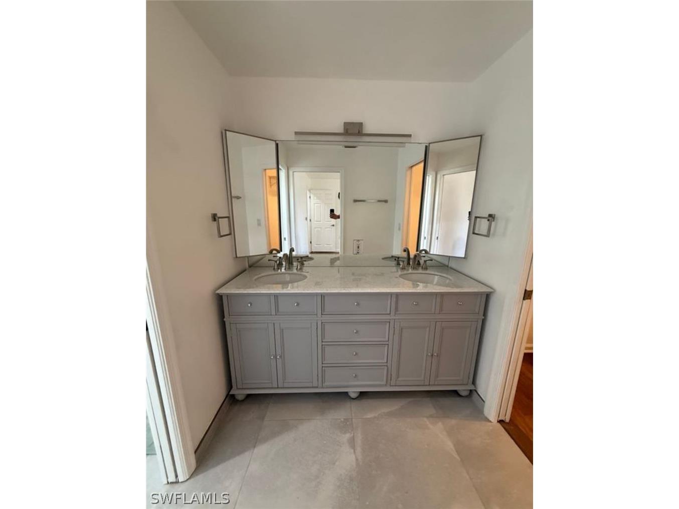  Naples FL 34103 226011863 image10