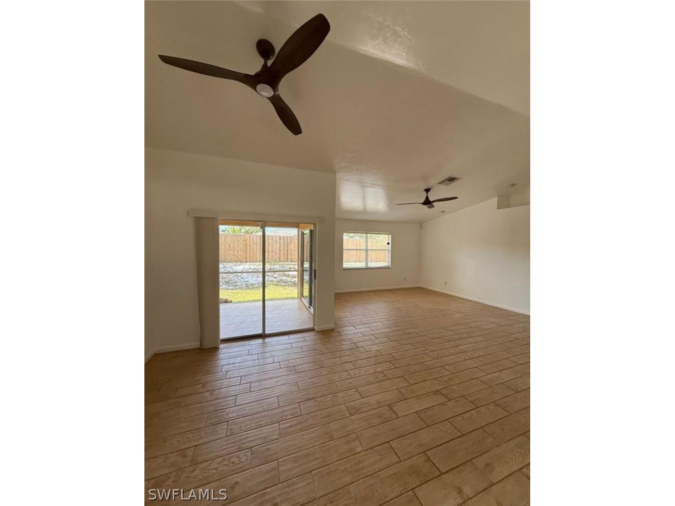  Naples FL 34103 226011863 image32