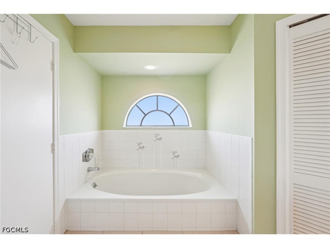 1222 SE 33rd Street Cape Coral FL 33904 2026016478 image29