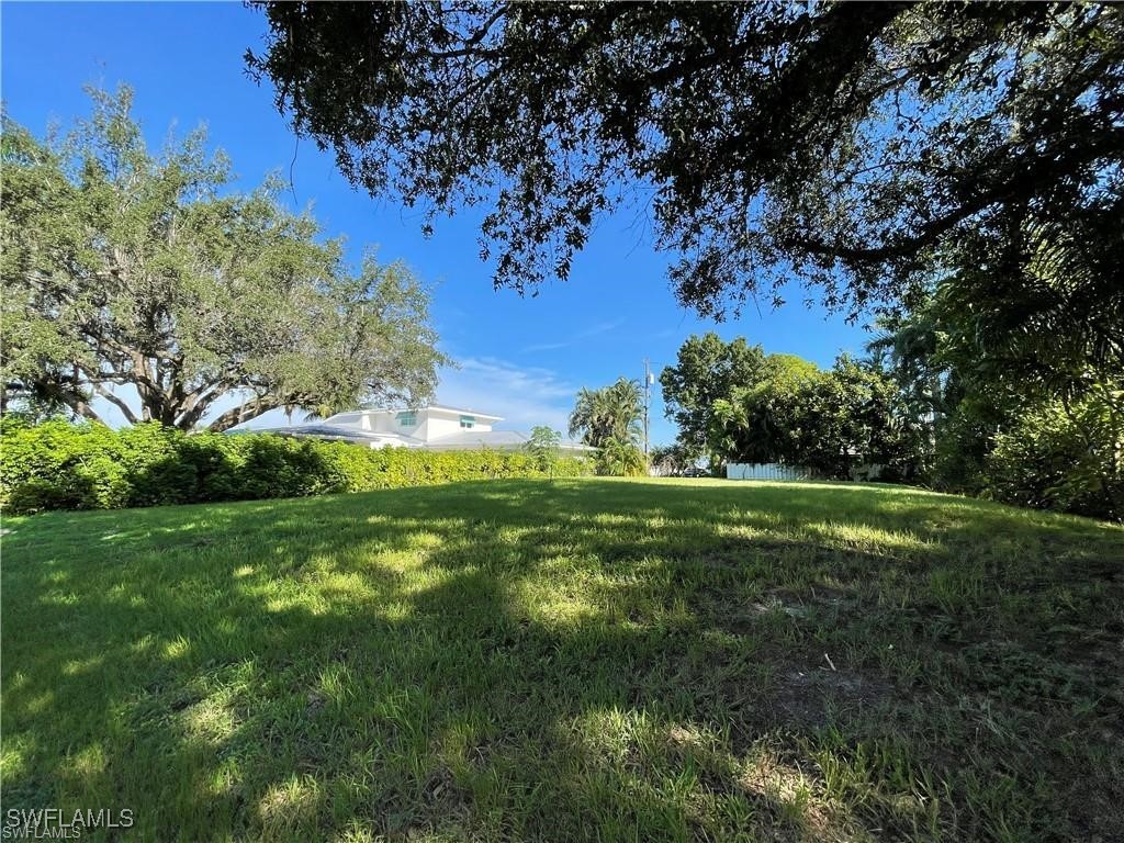 1223 Coconut Drive Fort Myers FL 33901 226003981 image3
