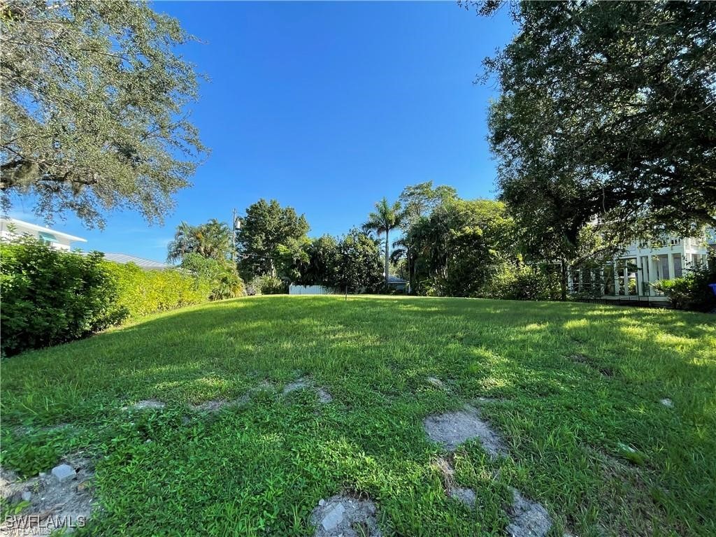 1223 Coconut Drive Fort Myers FL 33901 226003981 image4