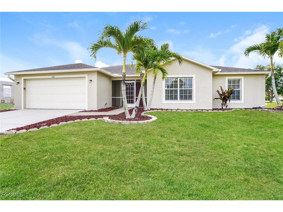 1223 NW 9th Avenue Cape Coral FL 33993 2025011188 image1