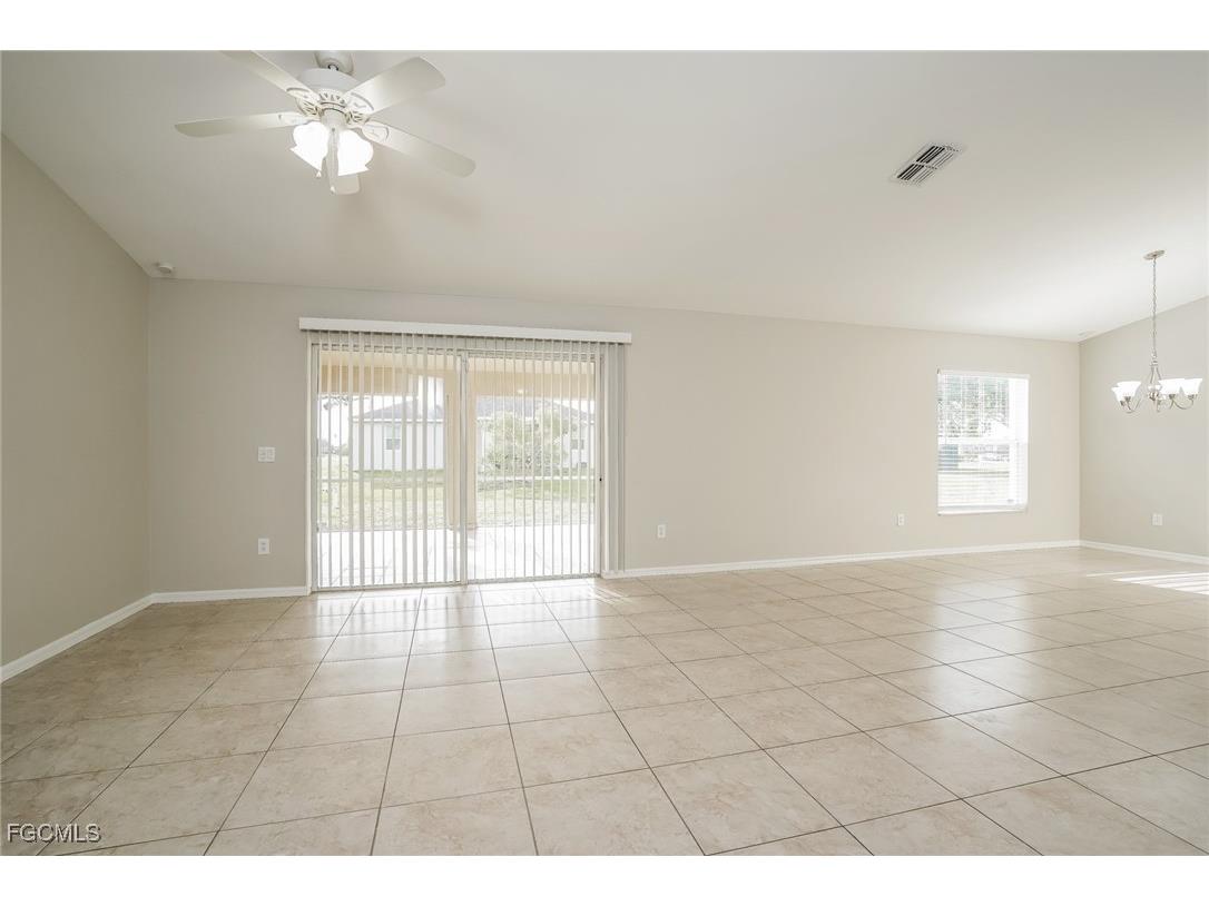 1223 NW 9th Avenue Cape Coral FL 33993 2025011188 image3