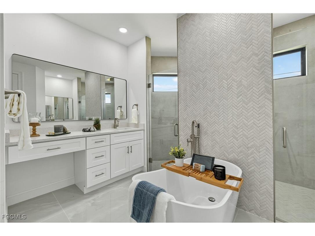 1223 SW 28th Terrace Cape Coral FL 33914 2025006342 image18