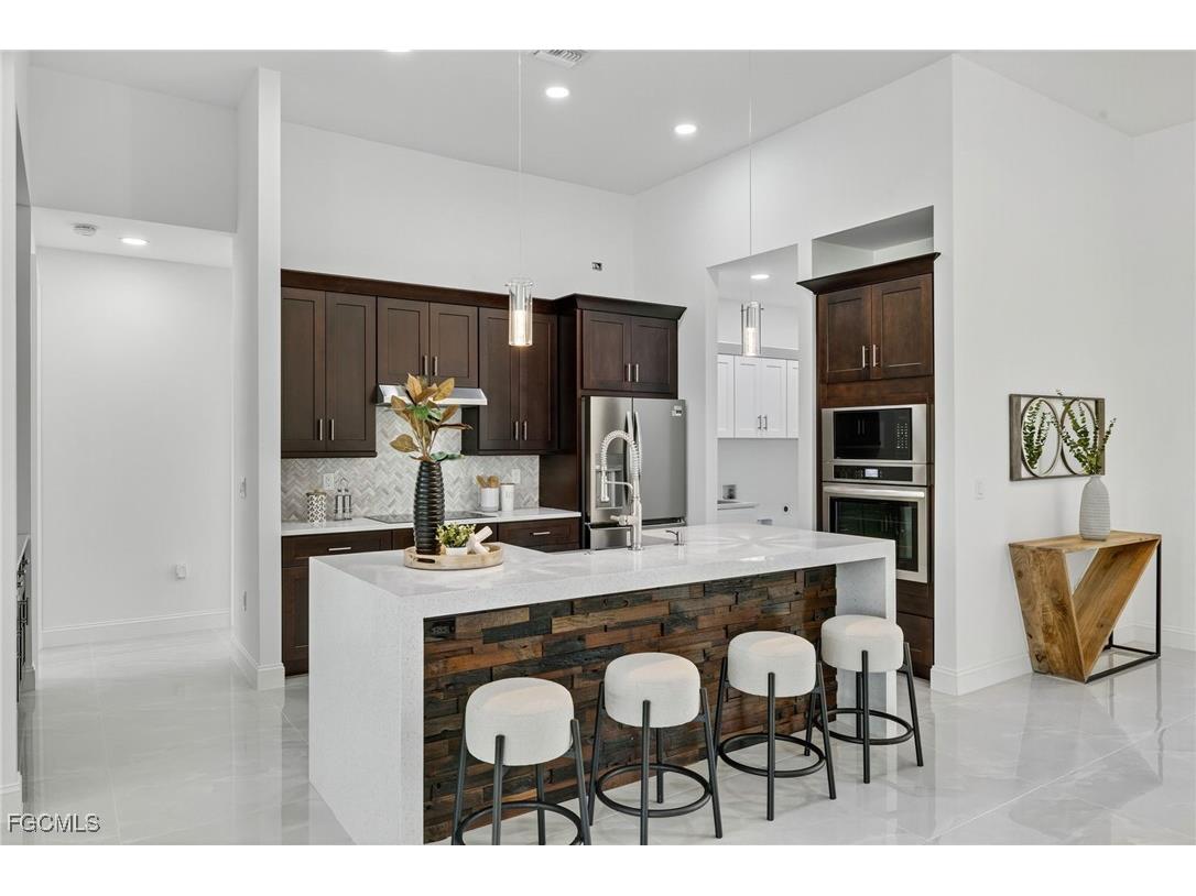 1223 SW 28th Terrace Cape Coral FL 33914 2025006342 image7