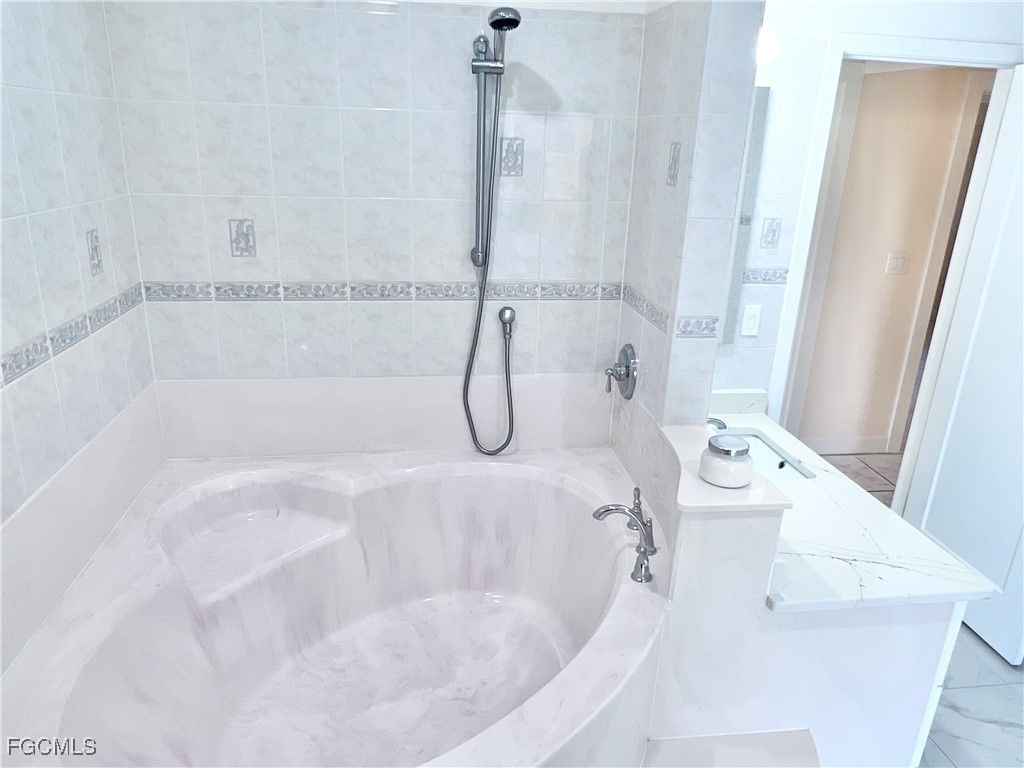 1223 SW 51st Street Cape Coral FL 33914 2025016818 image37