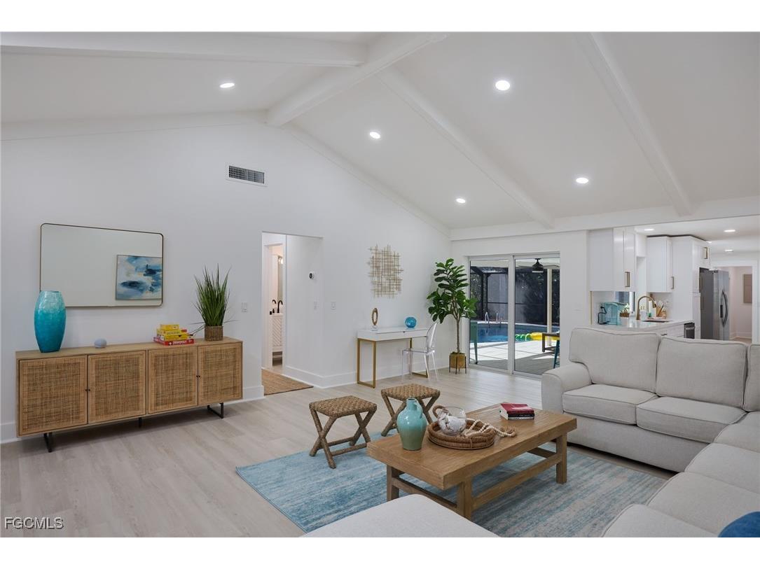 1224 Kittiwake Circle Sanibel FL 33957 2025019532 image10