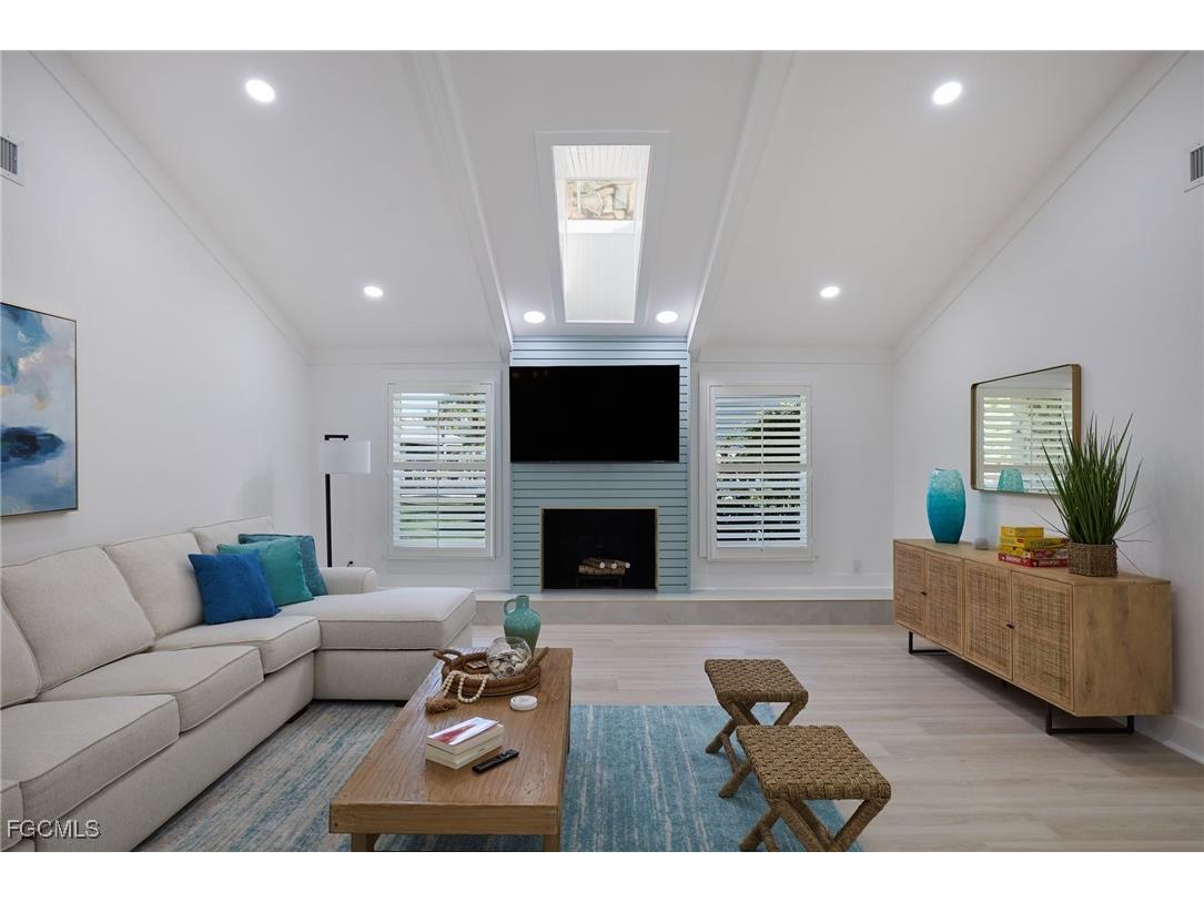 1224 Kittiwake Circle Sanibel FL 33957 2025020244 image8