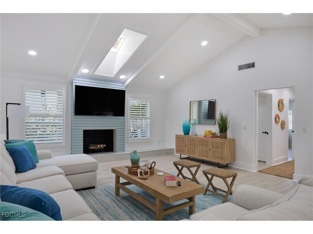 1224 Kittiwake Circle Sanibel FL 33957 2025020244 image9